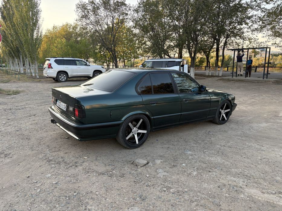 Продается BMW E34 525