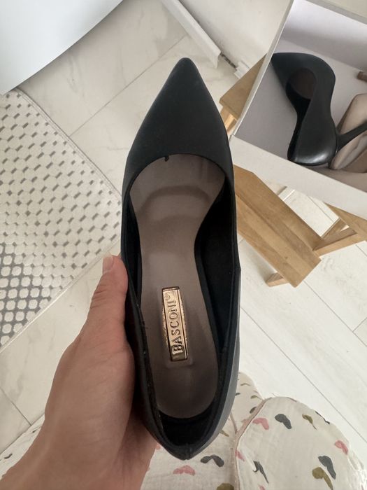 Продам туфли basconi 35 размер