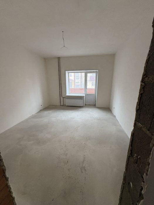 Продается 4 комнатная квартира