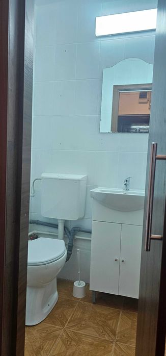 Apartament 3 camere de vanzare