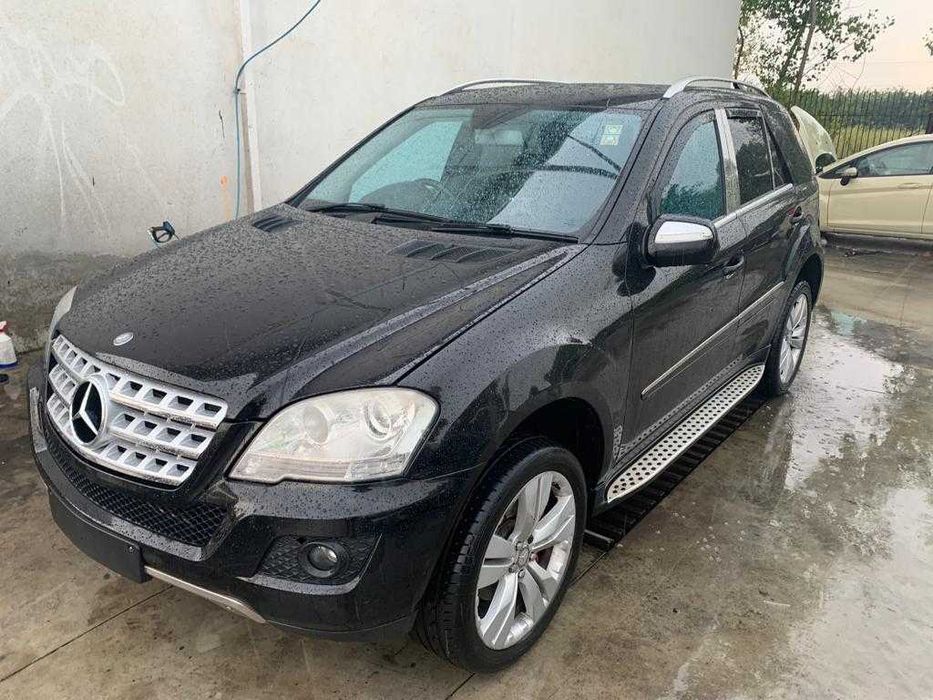 Dezmembrez mercedes ml 320 cdi ML w164 facelift/bara fata facelift