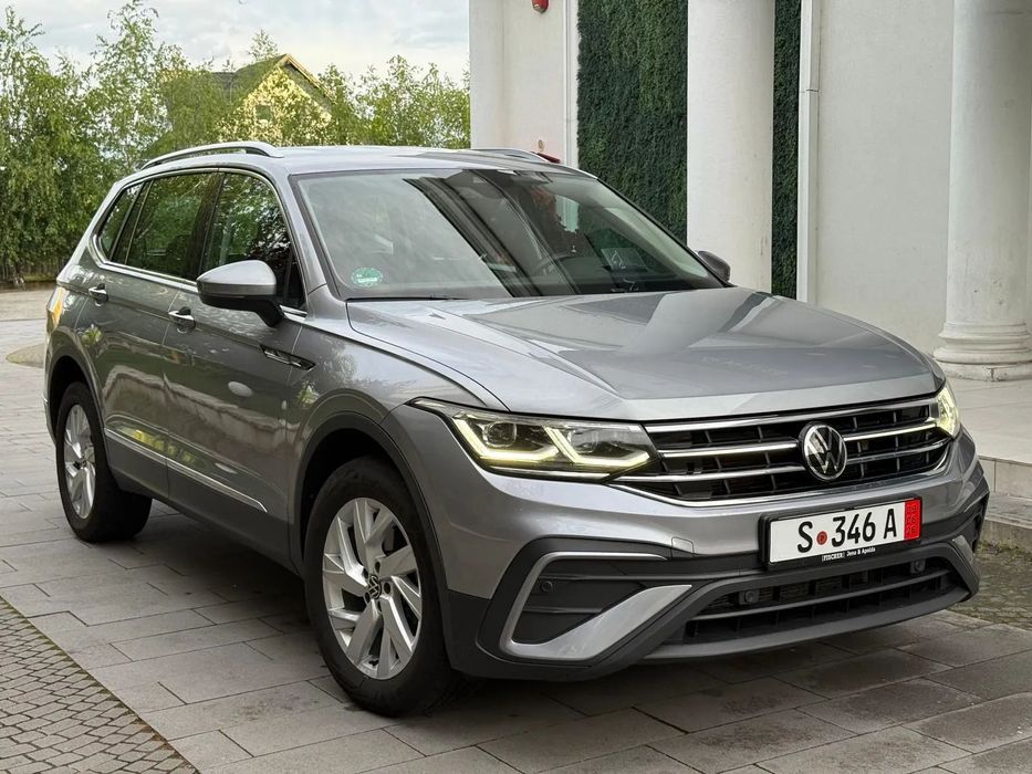 Volkswagen Tiguan ALLSPACE 2.0 Tdi 150 CP Euro6d Cockpit Head-up Display Faruri Matrix