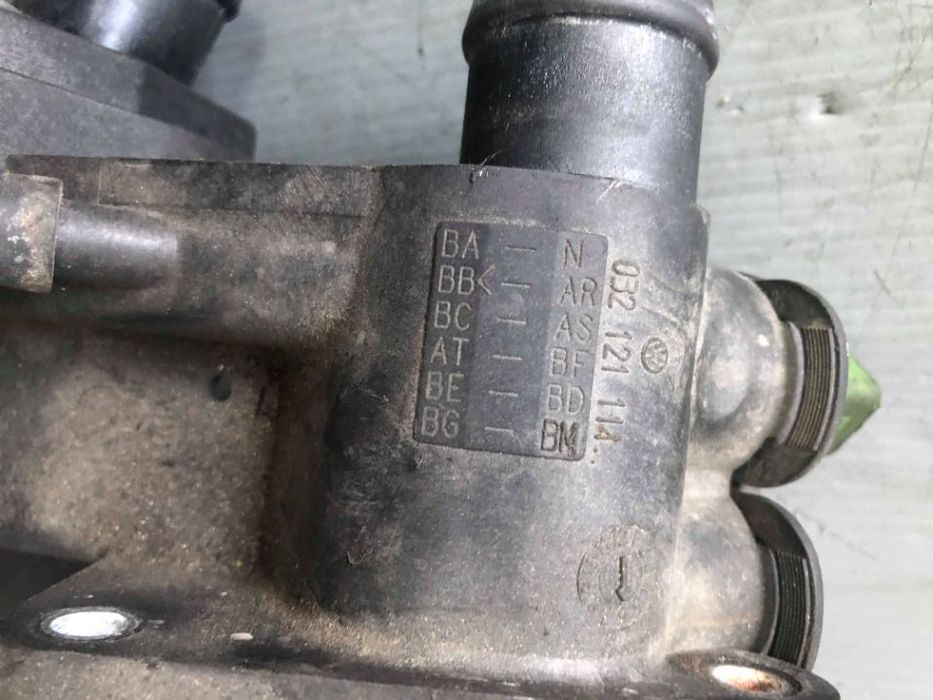 Carcasa termostat 1.4 b vw polo 6n seat ibiza 2 3 4