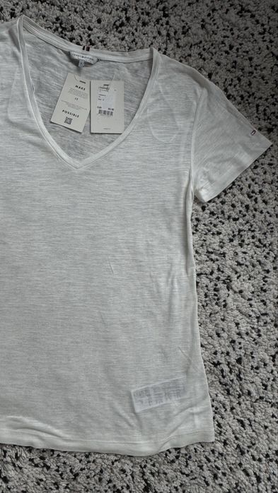 Нова дамска тениска лиосел Tommy Hilfiger размер S