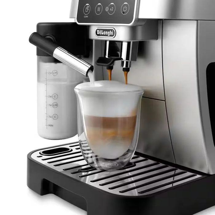 Kофемашина DeLonghi ECAM220.80.SB Magnifica Start