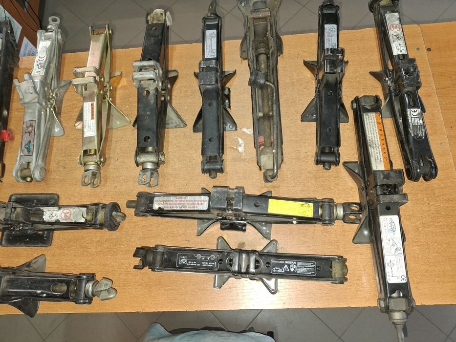 Cric roti auto originale