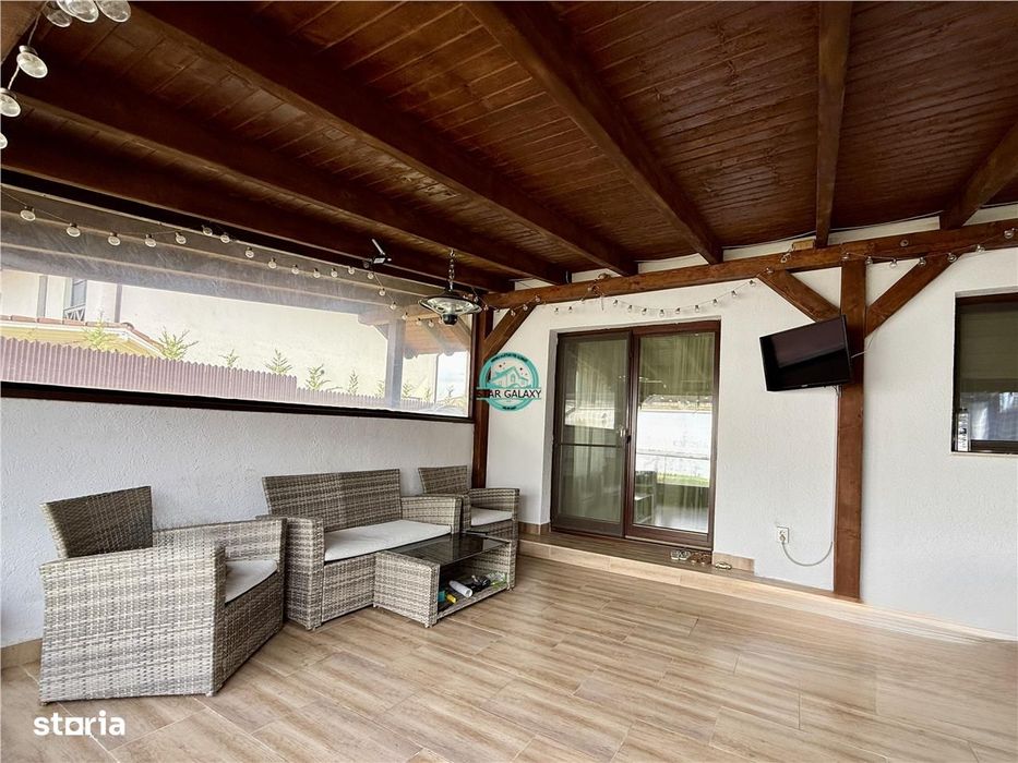 Casa cu 4 camere de vanzare, moderna, teren 577 mp, in Unirii