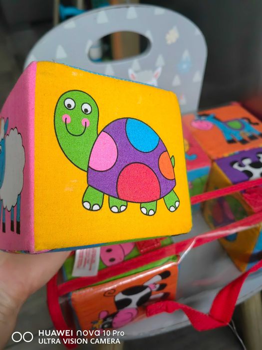 Лот играчки за бебе