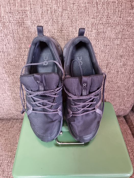 Adidasi alergare on cloude nr 42.5