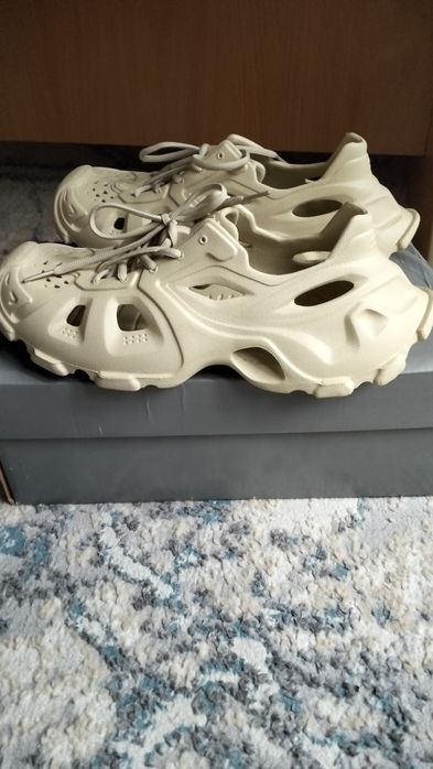 Balenciaga hd lace–up
