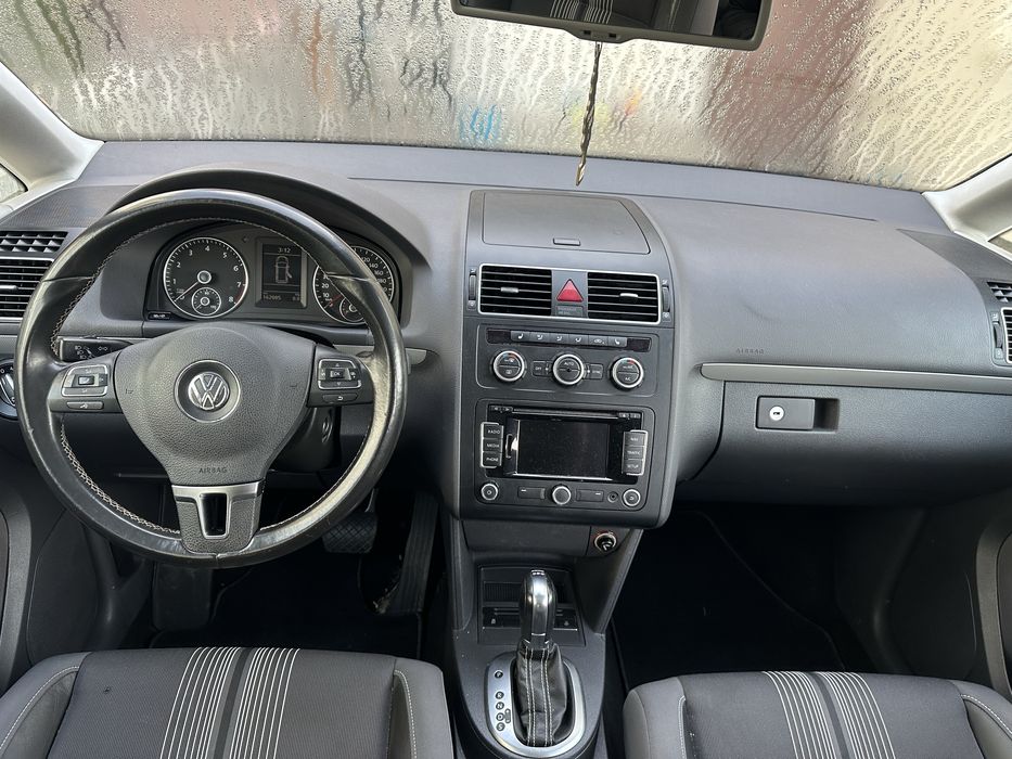 VW Touran pentru dezmembrari