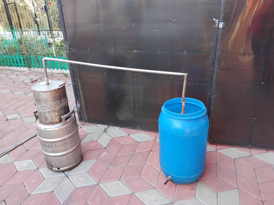 Cazan rachiu complet 50L inox; Cadă fibră 1000L Galati • OLX.ro