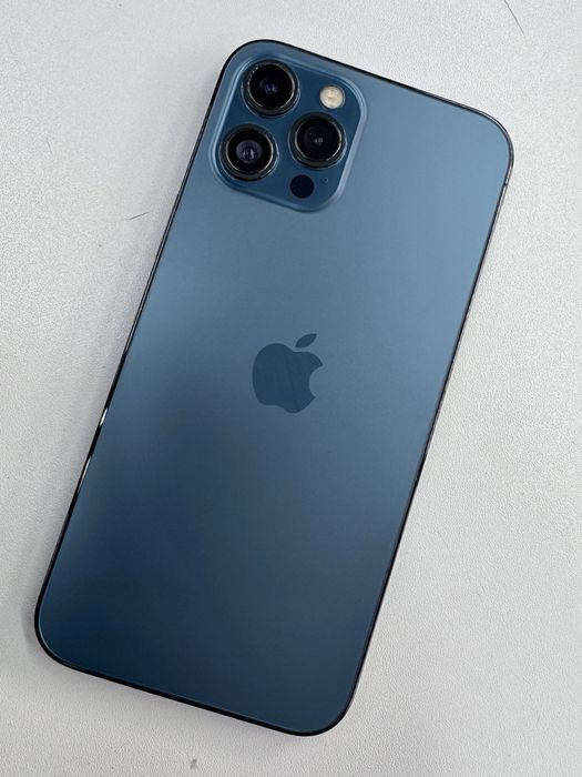 Продам Айфон 12 pro max 256GB