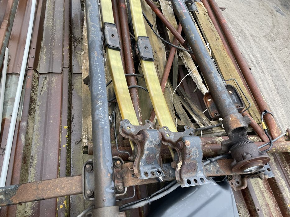 Заден мост и ресори за рено мастър/ renault master 2.5d 2006 г