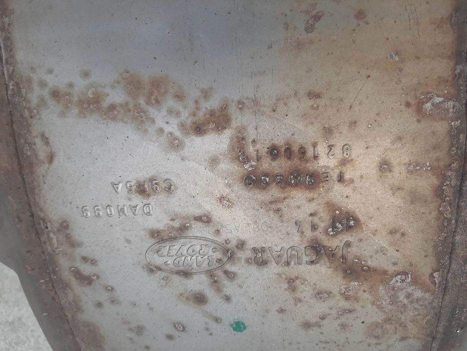 toba esapament  land rover range rover sport 2 l494 3.0 d 2017  82160608 82160611