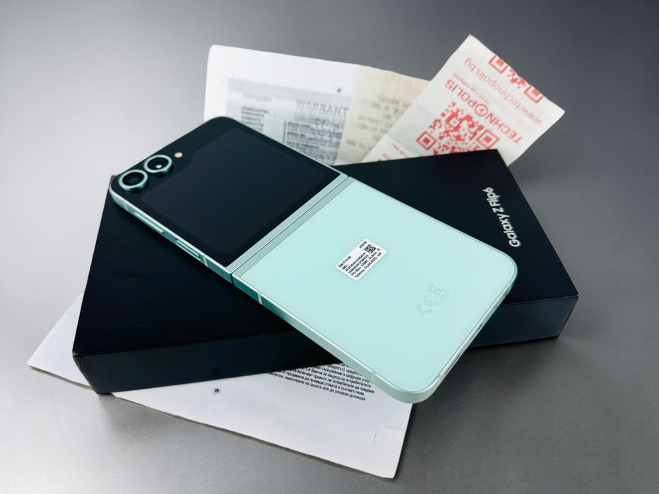 Samsung Galaxy Z Flip 6 5G 256GB 12RAM Mint Отличен!