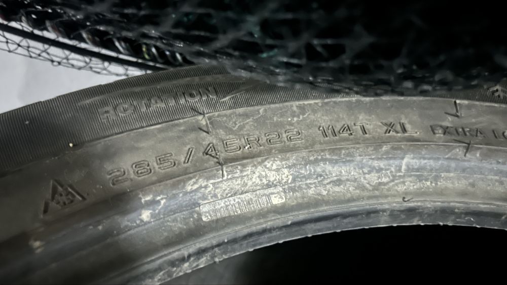 Зимные шины  R 22 /285 /45