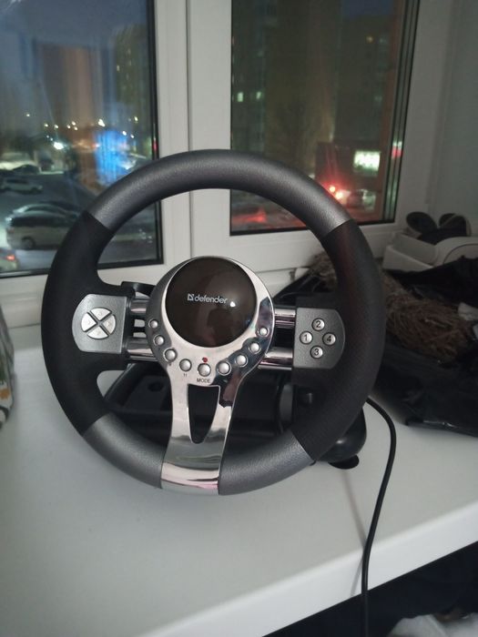 Продам игровой руль новый