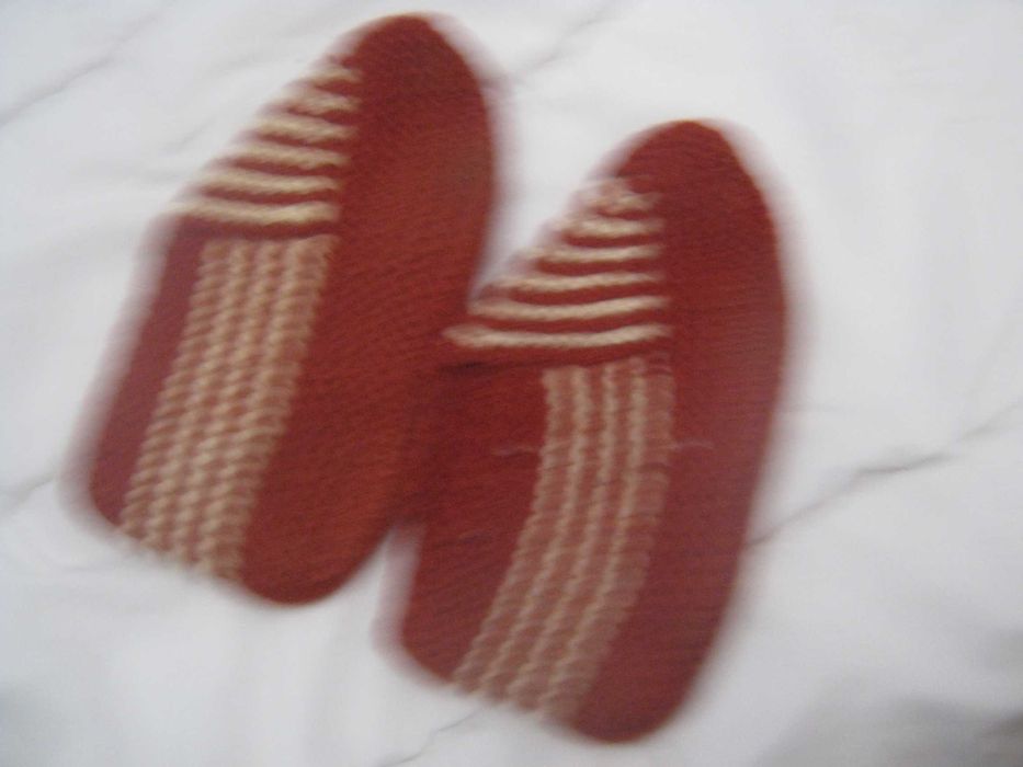 продавам вълнени чорапи и терлици