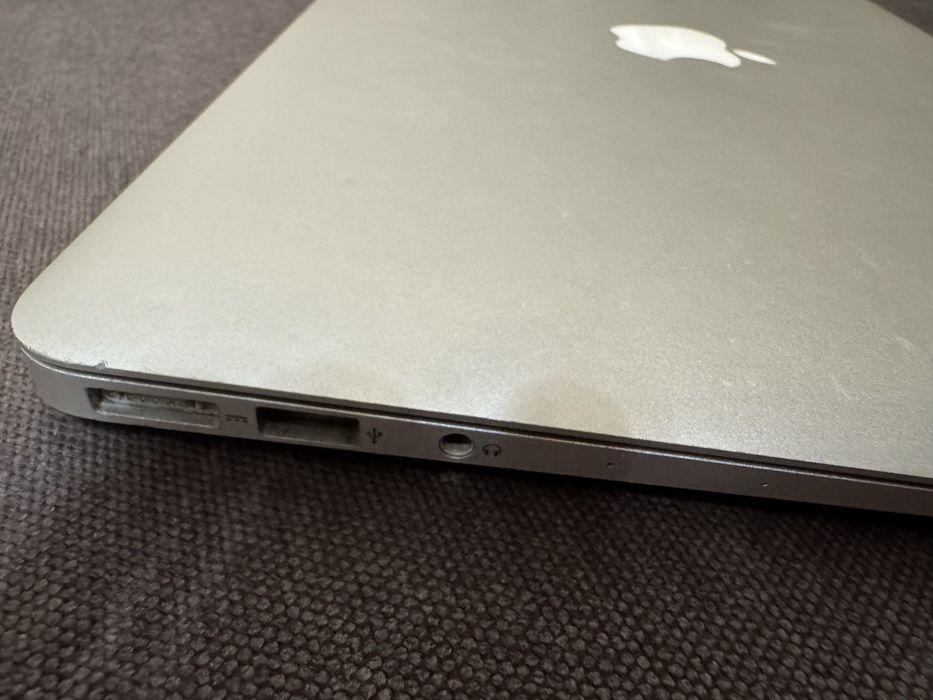 Apple Macbook Air 13 2017 г.