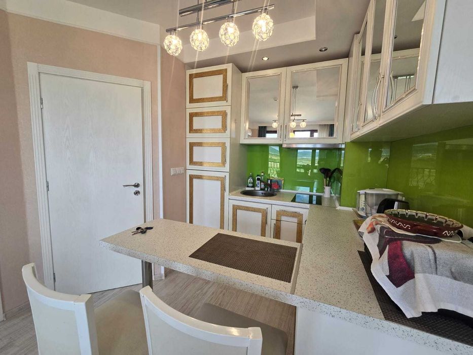 Продава се Тристаен апартамент в к.к. Слънчев бряг - 87 кв.м за 1551 €/кв.м - Снимка #13