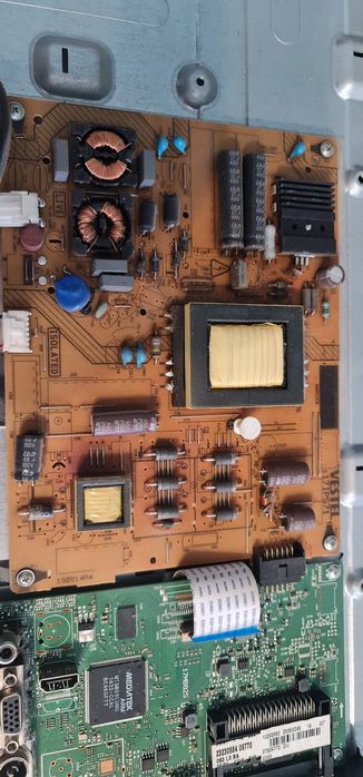 Продавам телевизор FINLUX
32FLYR274S