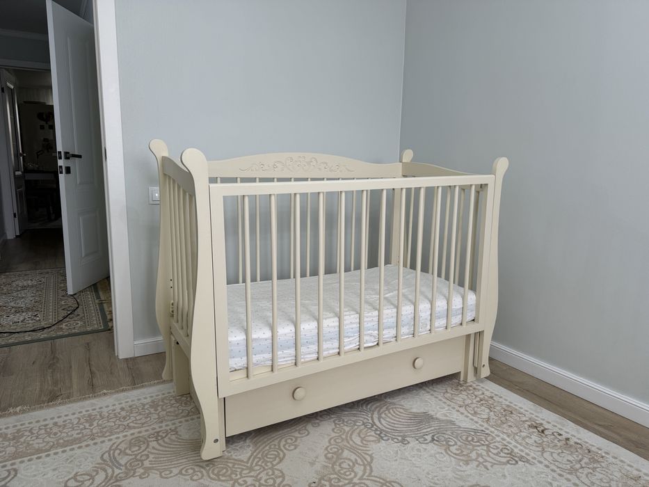 Продам детскую мебель