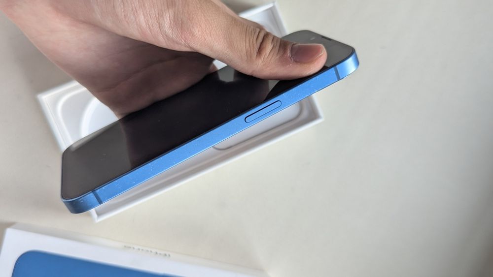 iPhone 13 256Gb Blue