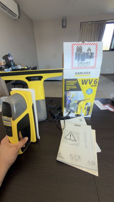 Акумучаторна Стъклочистачка KARCHER WV 6 електрически уред на батерии за почистване на прозорци