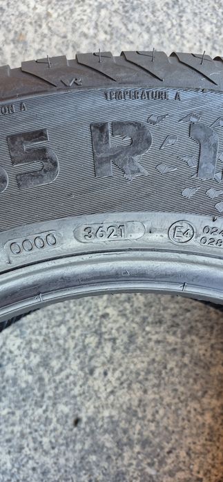 2 anvelope M+S ca noi Vredestein 215/65/15,dot 2021.Pretul este pe bucata.