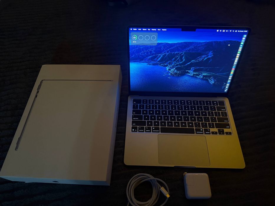 Продам MacBook air 13, 2025 чип M4