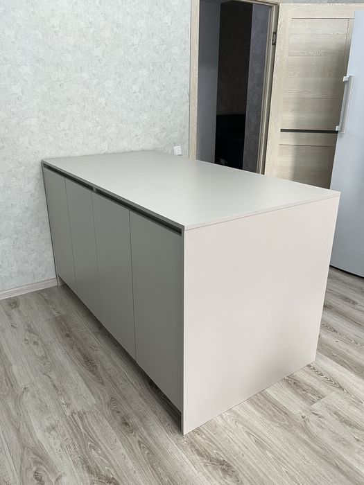 Продам кухонный остров