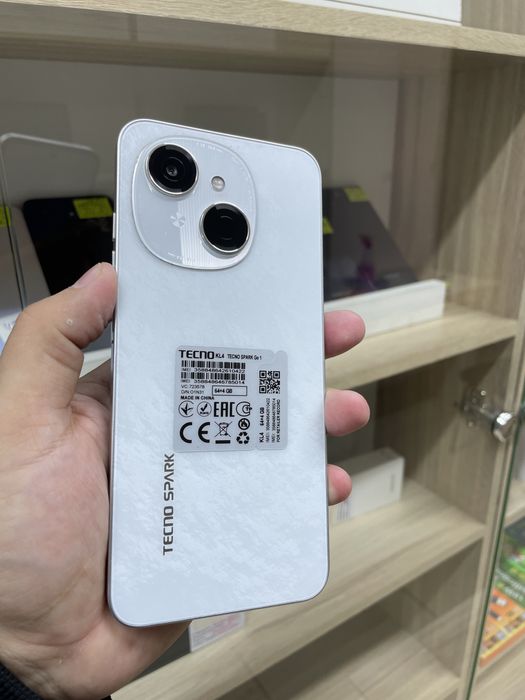 Телефон  Tecno spark Go 1