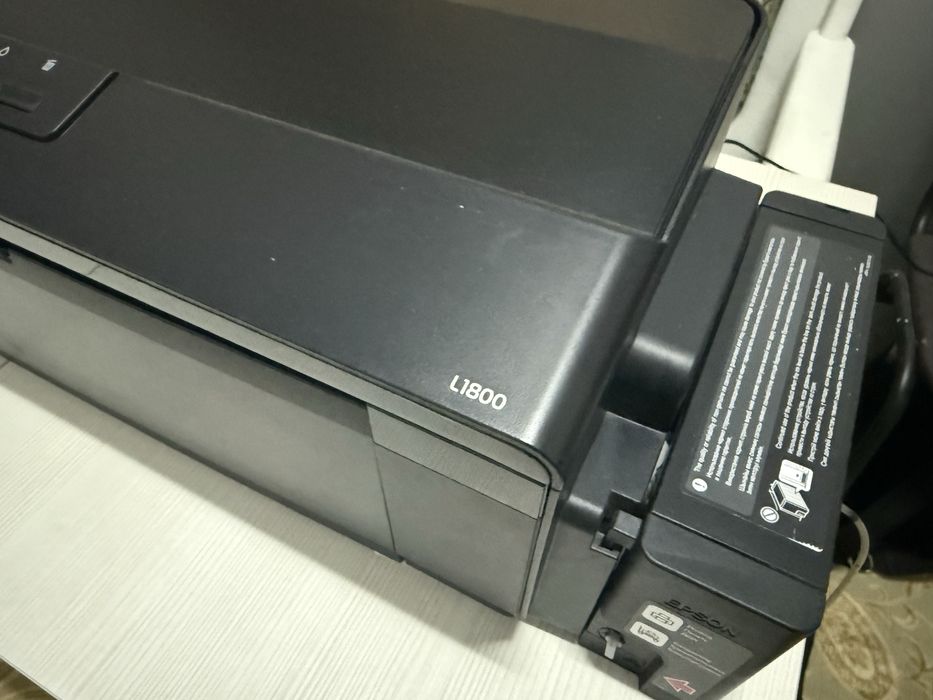 Epson L1800 в хорошем состоянии!