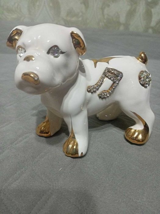 статуэтка собака.современная новая.