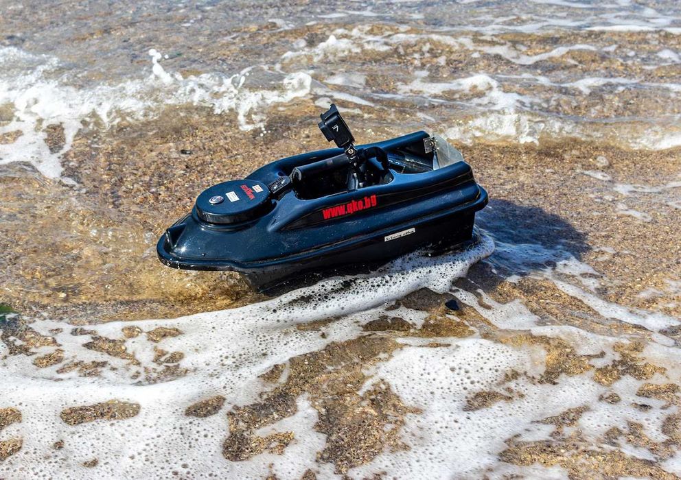 Лодка за Захранка Boatman actor, опция за GPS автопилот и Сонар