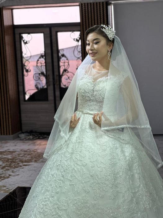 Свадебные платья