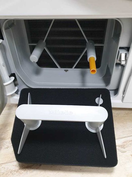 Miele Сушилня с Термопомпа Миеле 12м Гаранция