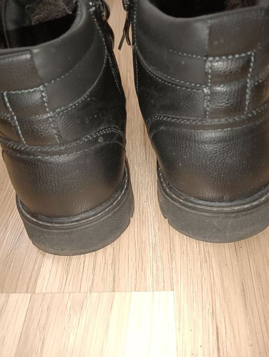 Мъжки обувки номер 42