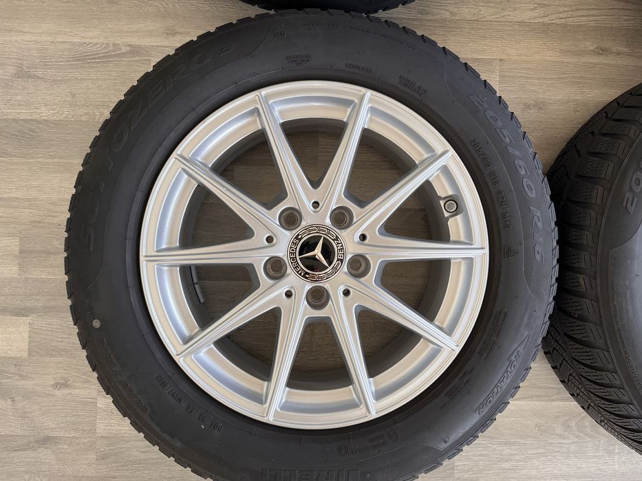 Оригинални джанти 16 цола 5х112 за Мерцедес със зимни гуми 205/60/16