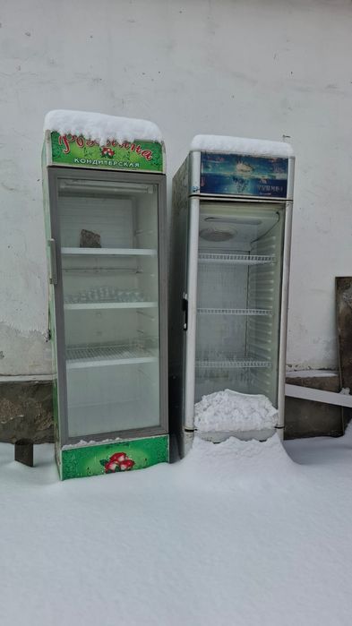 Холодильники продается