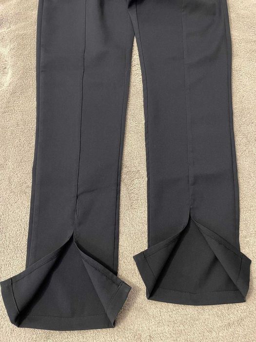 Vand pantaloni Moves bleumarin, marimea 36, noi, fara eticheta