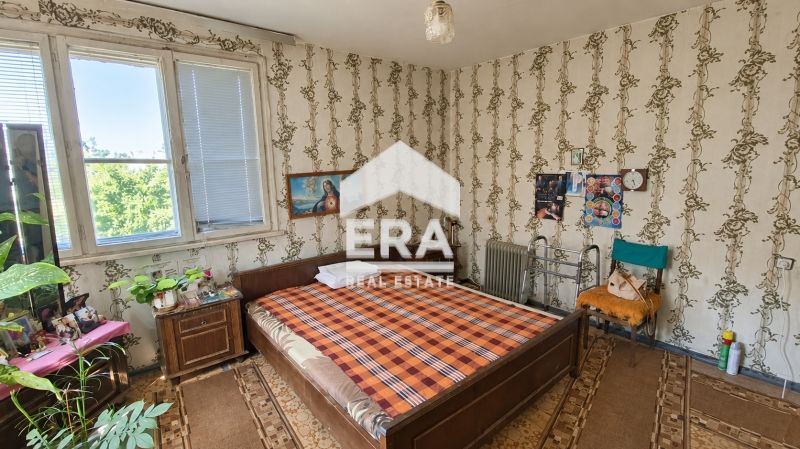 Етаж от къща в ж.к. Родина 1