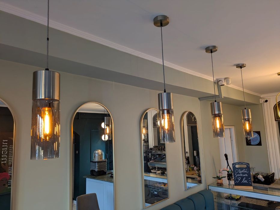 Lustre pendul metal si sticla fumurie