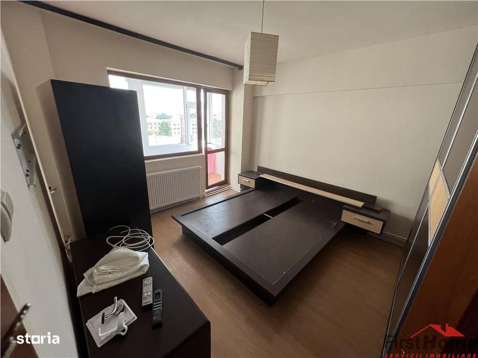 Apartament 3 camere,etaj 6(lift nou),ultracentral- Piata Unirii