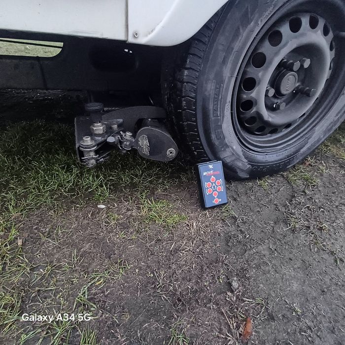 Vând rulota elddis 2003 neinmatriculata 3 zone 5 pers