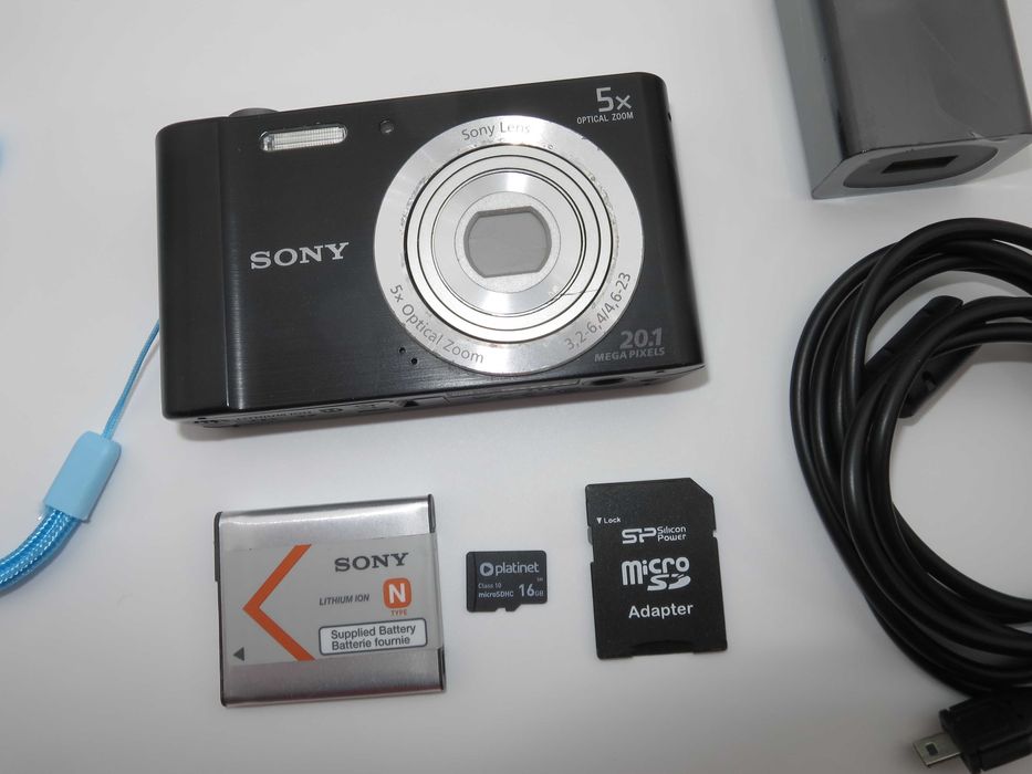 Sony Cybershot W800 ултракомпактен цифров фотоапарат, 20 MP дигитална камера, пълен комплект, тествана и работи Отлично