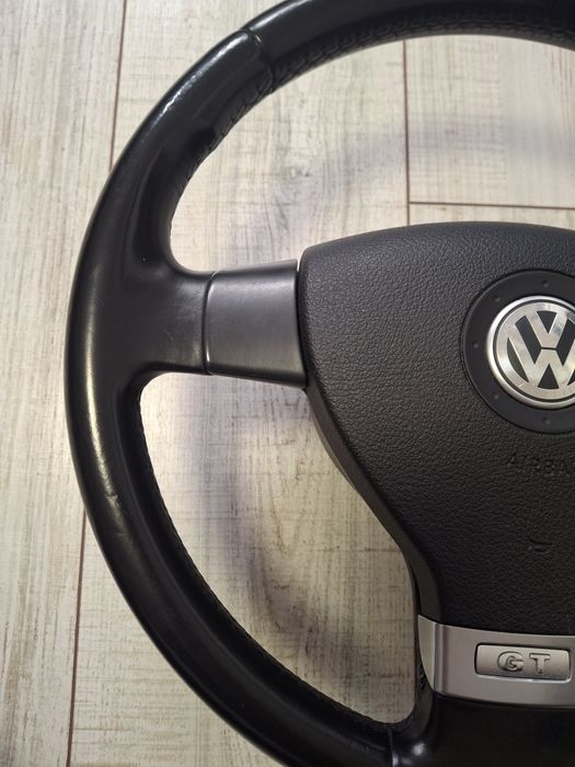 GT  VW  волан голф 5