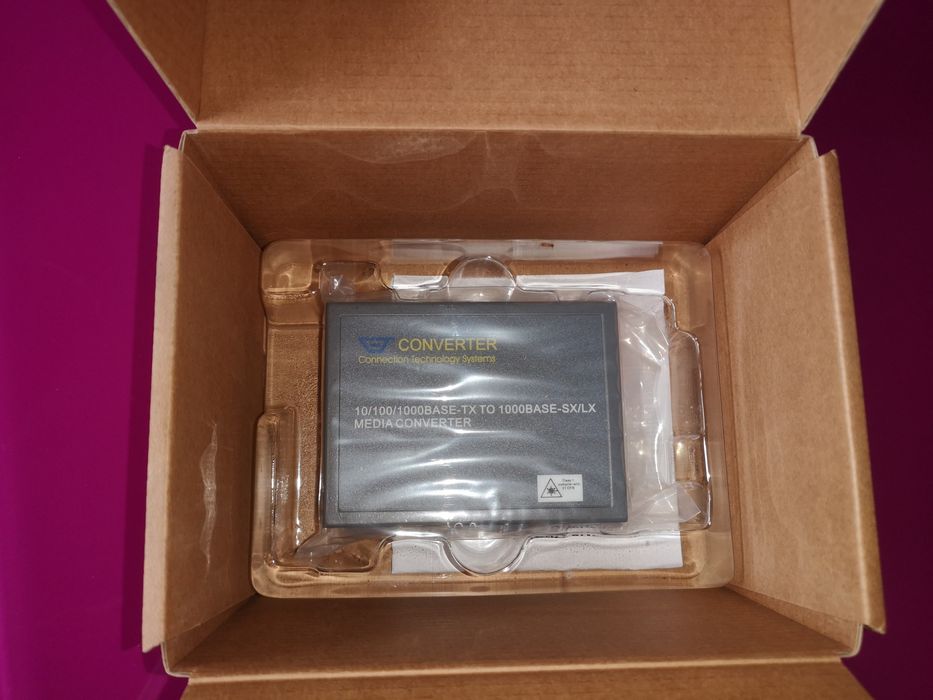 2бр. Гигабит медия конвертор/комутатор CVT  SFP-PLUS