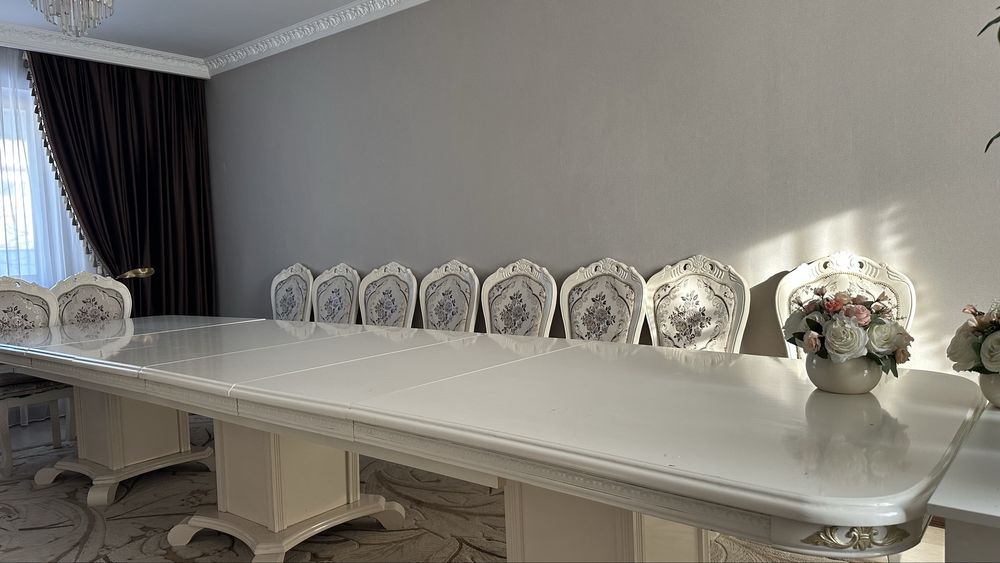 Большой стол 4*30